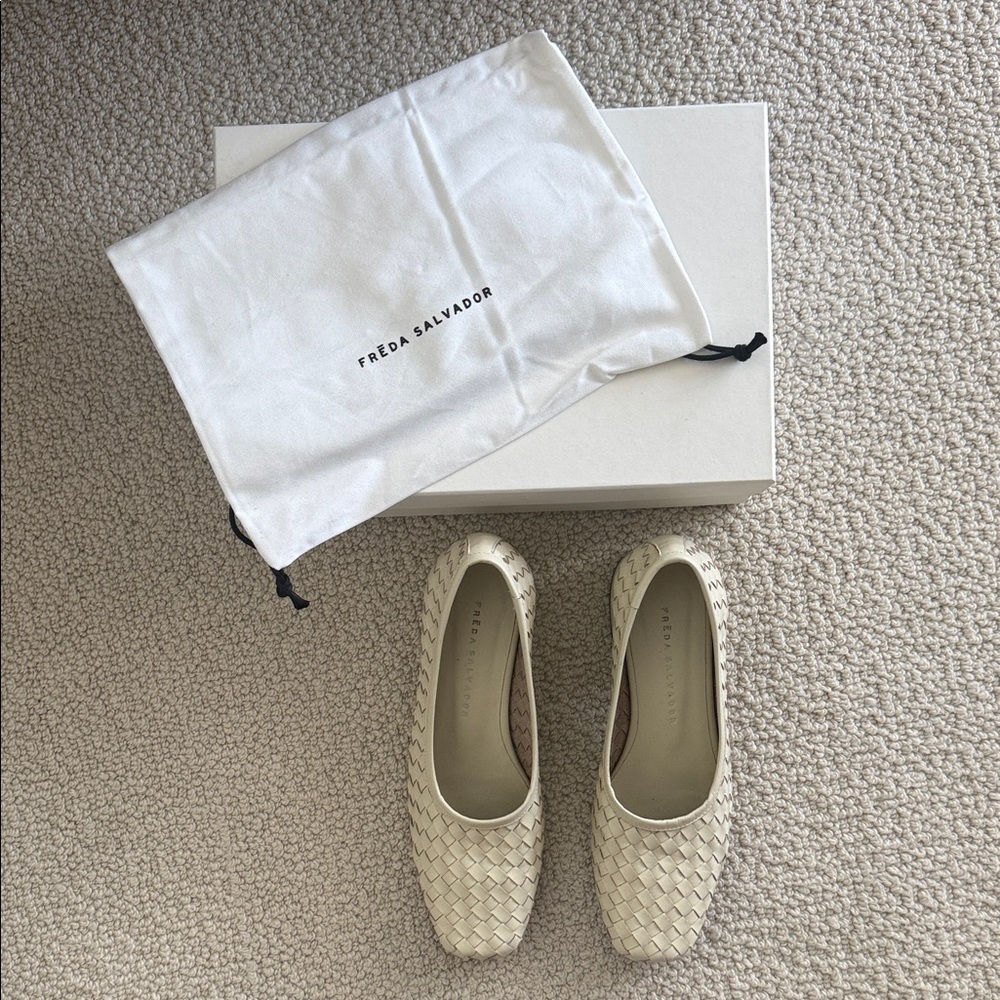 Freda Salvador “Jayla” Woven Block Heel Pump